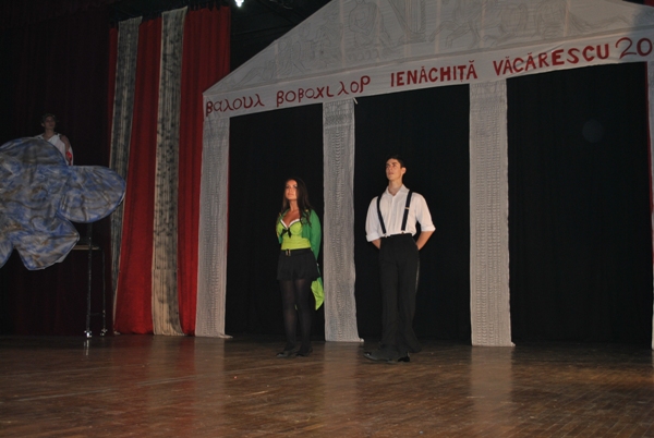 balul_bobocilor_ienachita_2012_9