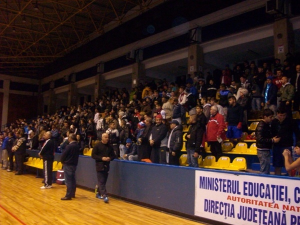gala_box_1