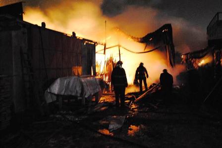 incendiu_depozit_23_2