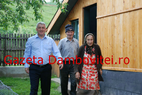 tutuianu_cu_bunicii_br