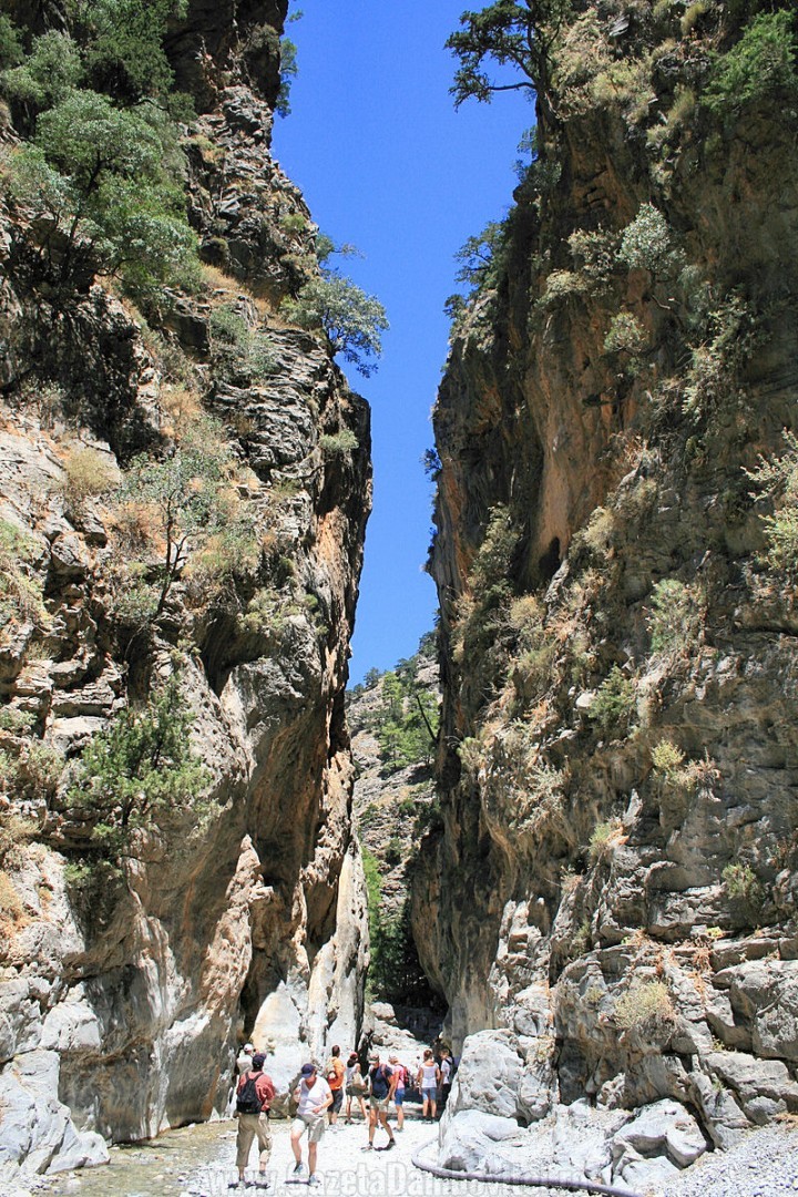 800px-Samaria_Gorge_15