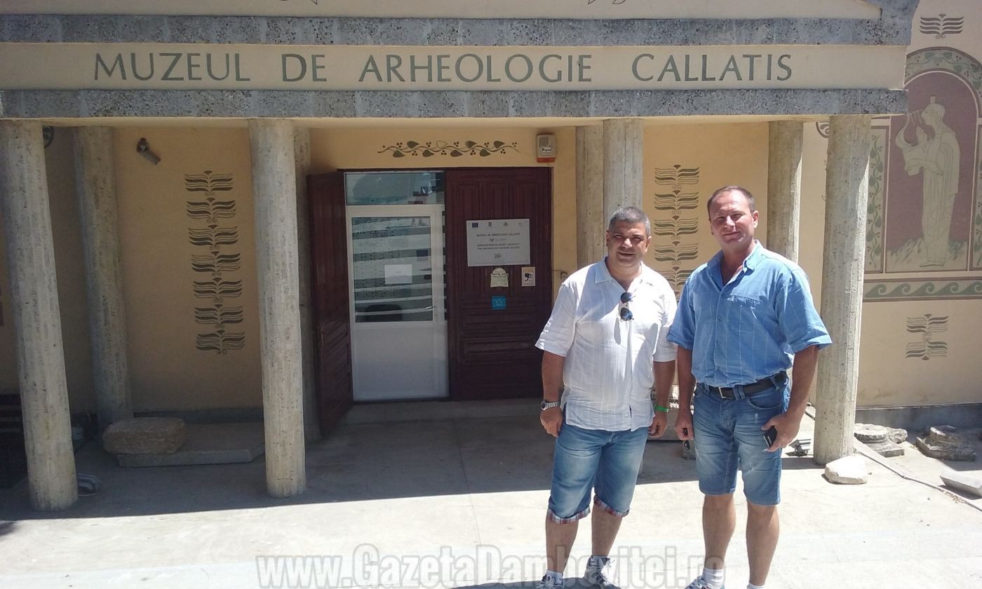 Prof. Dr. Cornel Mărculescu şi Sorin Marcel Colesniuc,  directorul Muzeului de Arheologie Callatis