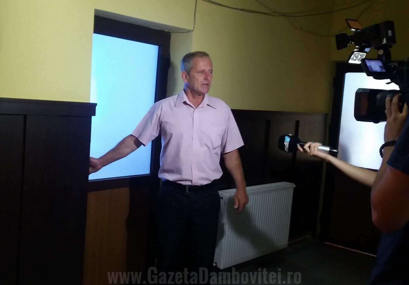 Viceprimarul ales nu are acces în birou, fostul vice plecând cu cheile.