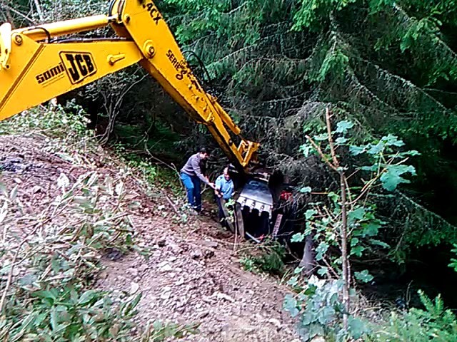VID-20160904-WA0005 001_00012