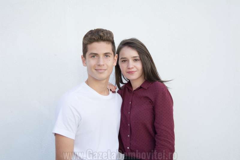 eduard-si-andreea-grupa-2-_800x533