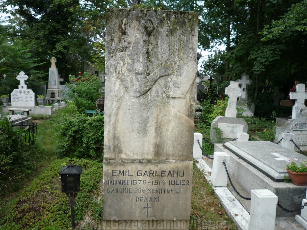 Mormântul lui Emil Gârleanu din Cimitirul Bellu