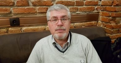 TABLETA DE LUNI – Ionuț CRISTACHE – Nevoia de poveste (1) TABLETA DE LUNI – Ionuț CRISTACHE – Nevoia de poveste (1)