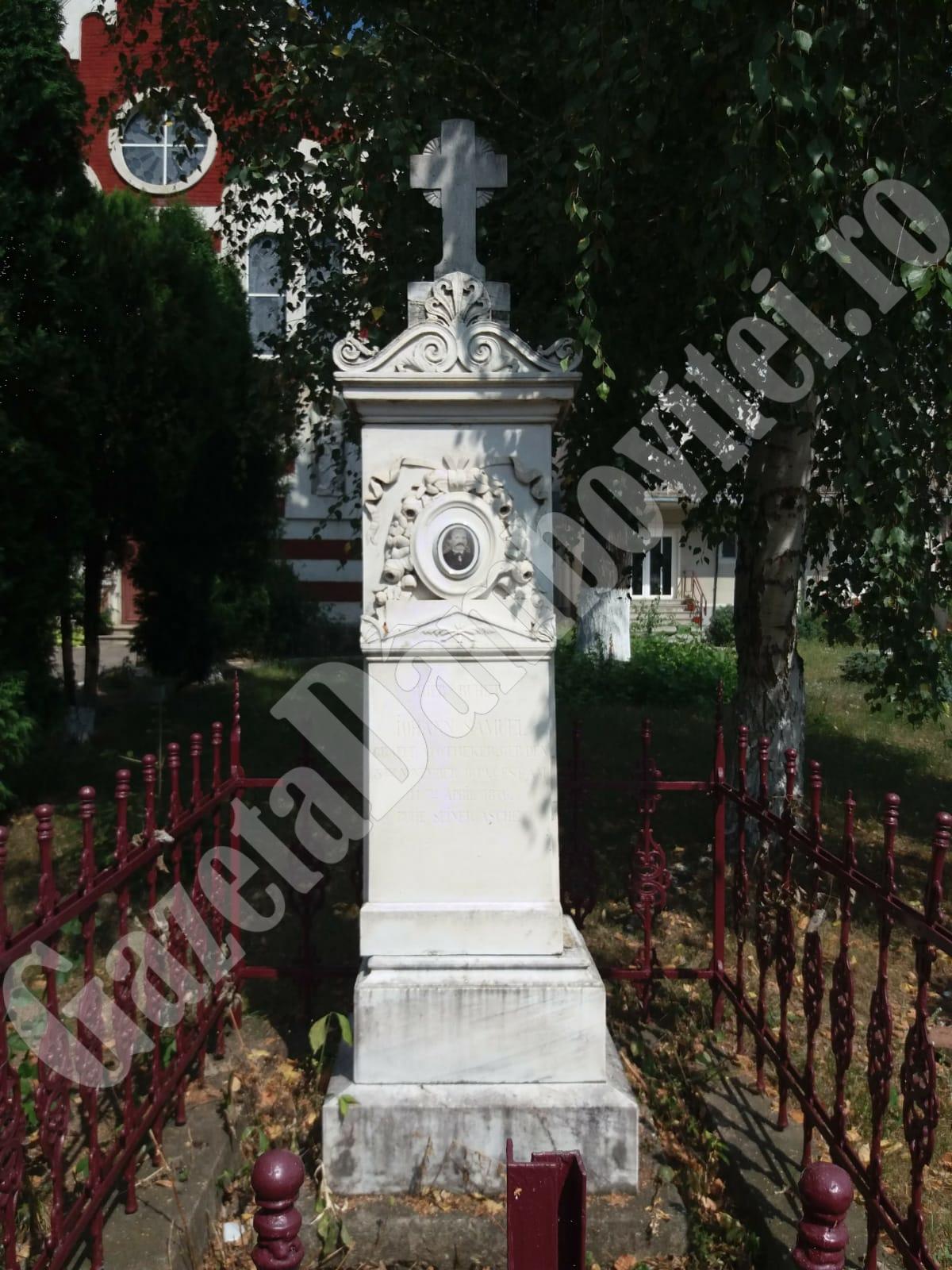 TABLETA DE VINERI Cornel MĂRCULESCU Cimitirul catolic din Târgoviște