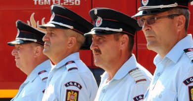 Ceremonie de “despărțire” pentru patru cadre ale ISU Dâmbovița. Ies la pensie! Ceremonie de “despărțire” pentru patru cadre ale ISU Dâmbovița. Ies la pensie!