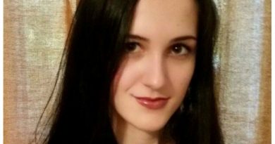 DUMINICA DE POEZIE – Erica OPREA – Lecția de zbor DUMINICA DE POEZIE – Erica OPREA – Lecția de zbor