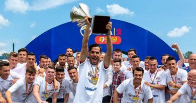 Daniel Florea: “Nu știu dacă voi rămâne la Chindia…Până luni voi lua o decizie.” Vezi interviul! Daniel Florea: “Nu știu dacă voi rămâne la Chindia…Până luni voi lua o decizie.” Vezi interviul!