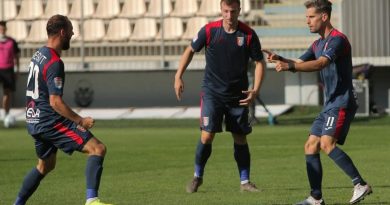 Vezi mesajul lui Daniel Florea înainte de UTA Arad – Chindia! Continuăm parcursul bun? Vezi mesajul lui Daniel Florea înainte de UTA Arad – Chindia! Continuăm parcursul bun?