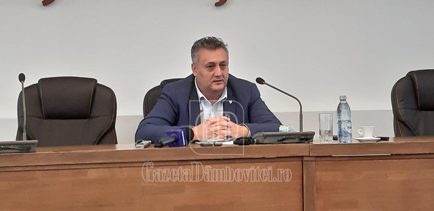 Oprea a anunțat, în ultima conferință de presă, finalizarea achiziției pentru serviciul de colectare selectivă a gunoiului