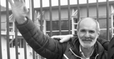 Un ultim omagiu pentru Gheorghe Ilinca, fostul portar al CS Târgoviște…Odihnească-se în pace! Un ultim omagiu pentru Gheorghe Ilinca, fostul portar al CS Târgoviște…Odihnească-se în pace!