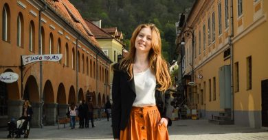 Povești de martie! Andreea, tânăra care a cerut jucării pentru copiii nevoiași, ca dar de nuntă Povești de martie! Andreea, tânăra care a cerut jucării pentru copiii nevoiași, ca dar de nuntă