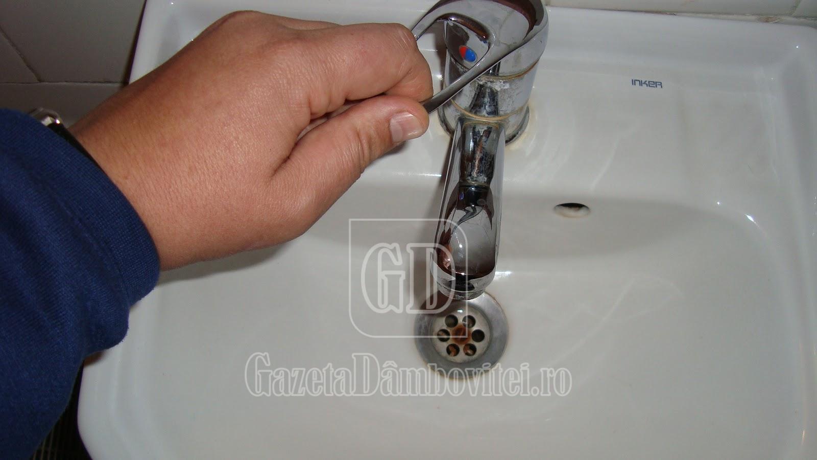 Lucrările la bazinele de apă din Răscăieți și Mătăsaru vor întrerupe furnizarea miercuri, 4 octombrie.