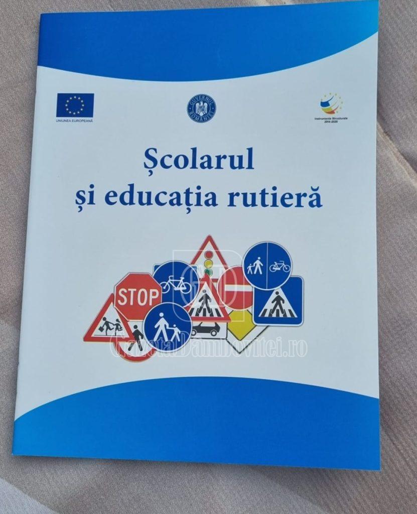 Paula Bănică scoala altfel