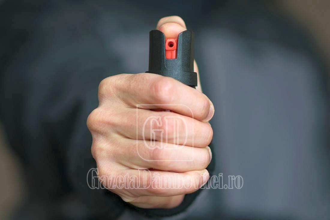 spray lacrimogen