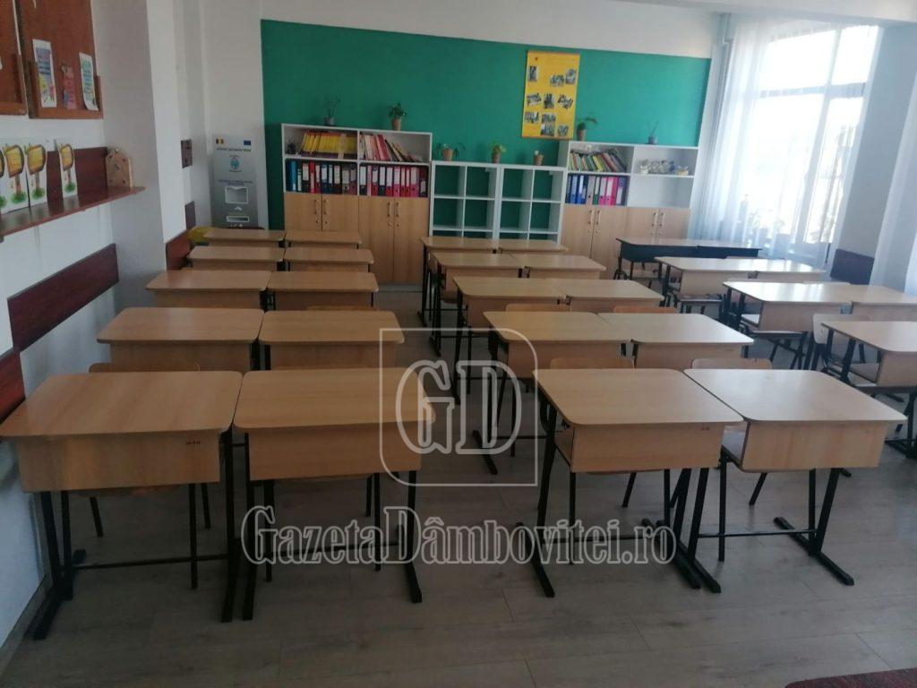 sala clasa liceul de arte