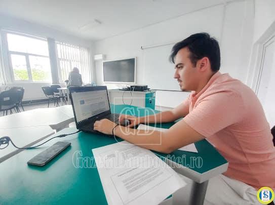 student valahia1