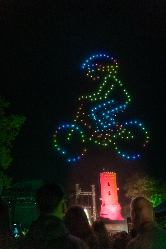 zilele cetatii 2024 targoviste spectacol drone si artificii (3)