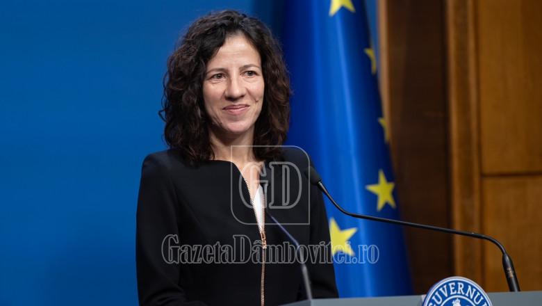roxana minzatu