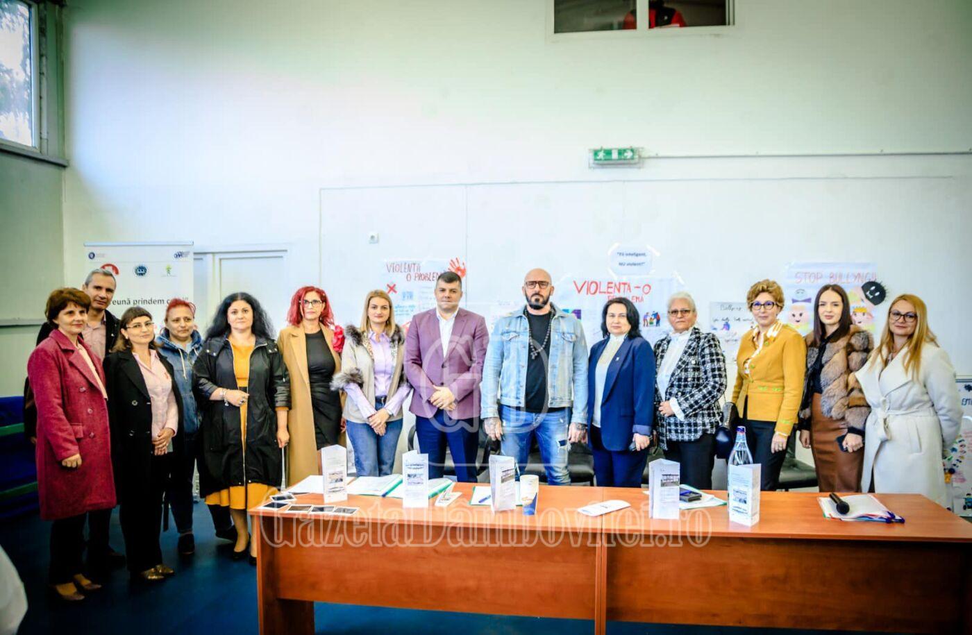 „fii inteligent, nu violent!” (1)