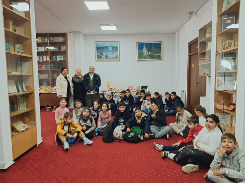 expo paul banica biblioteca