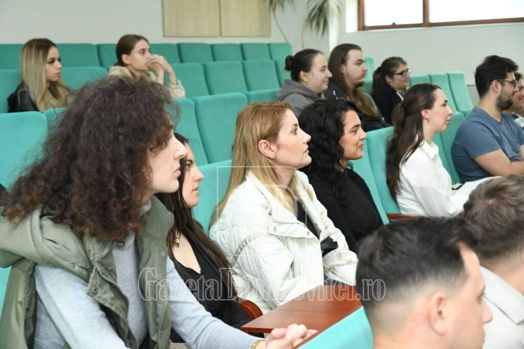 conferinta facultatea de stiinte si arte 3