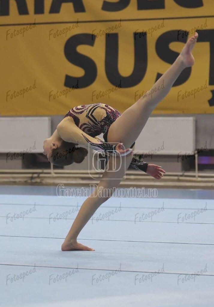 rebeca sandu (6)