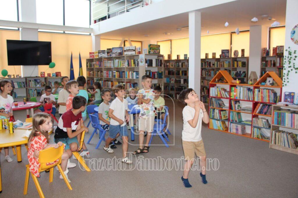 vacanta la biblioteca 4