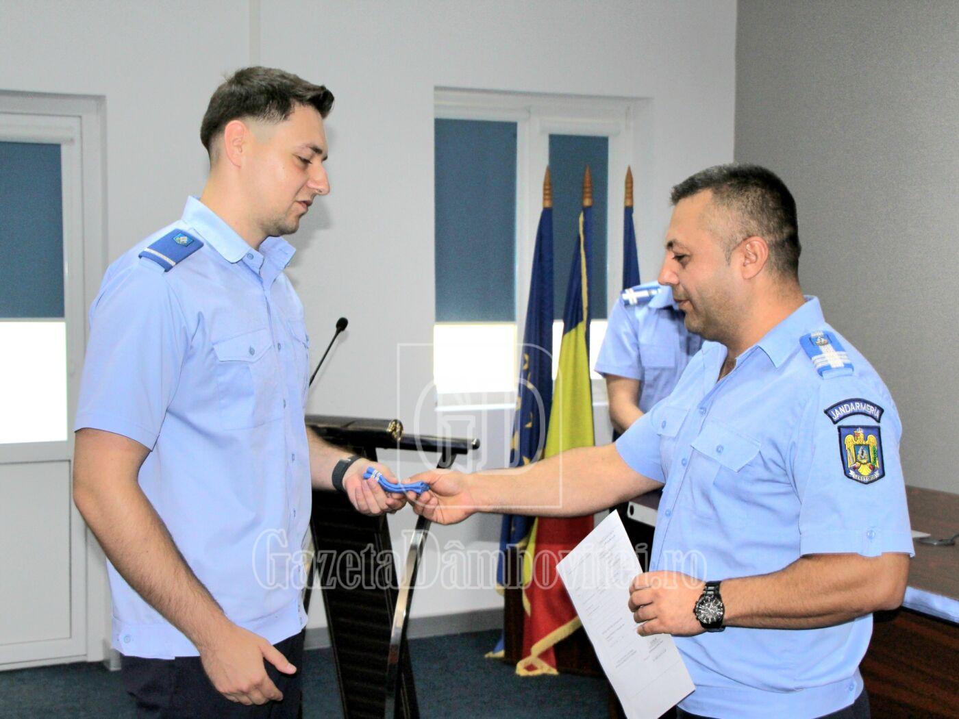 jandarmi dâmbovițeni avansați în gradul următor, la termen (2)