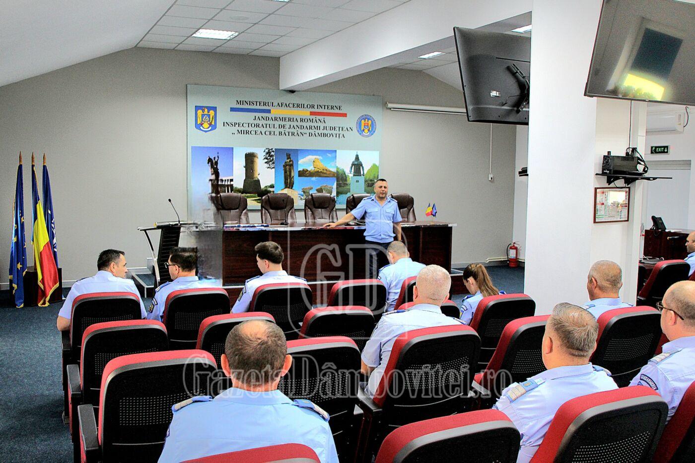 jandarmi dâmbovițeni avansați în gradul următor, la termen (3)
