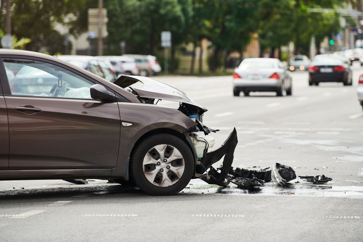 car,crash,accident.,collision,in,city,street