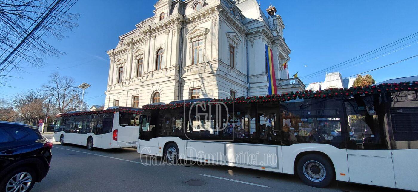 autobuzele lui mos craciun