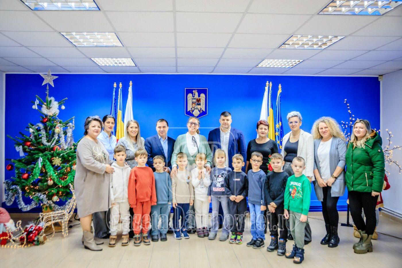 colindatori primaria titu (1)