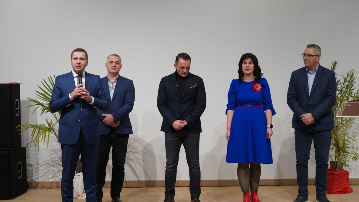 Școala gimnazială „tudor vladimirescu”, (1)