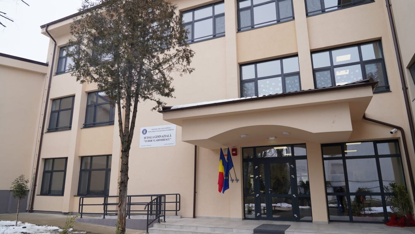 Școala gimnazială „tudor vladimirescu”, (3)