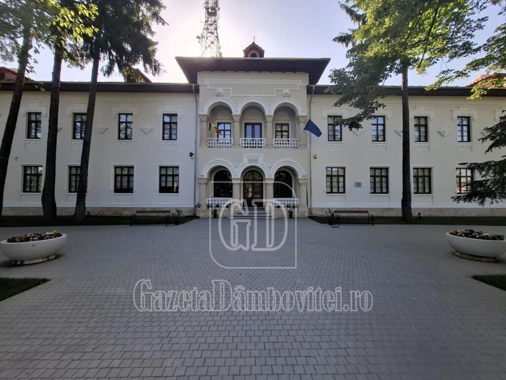 foto scoala de cavalerie