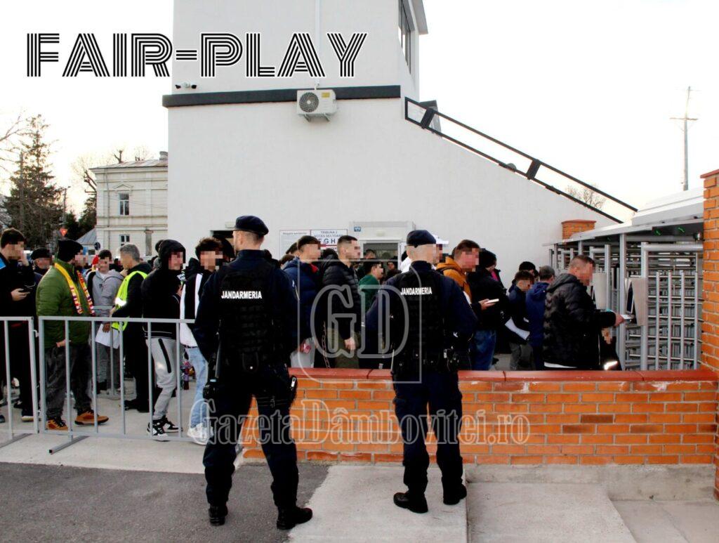 foto jandarmi acces stadion...