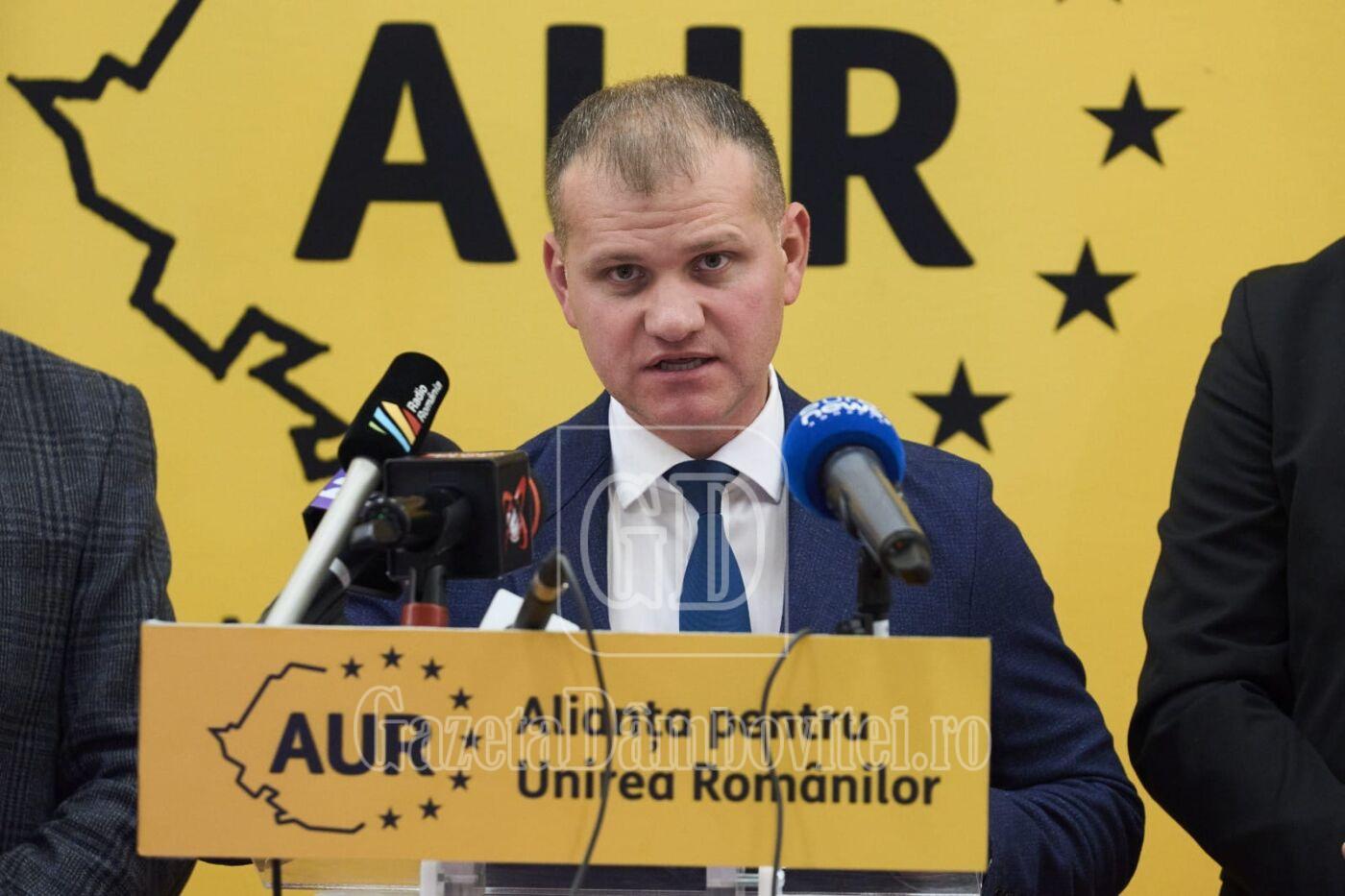 Valeriu Munteanu: AUR nu va participa la votul pentru învestirea Guvernului și cere alegeri anticipate