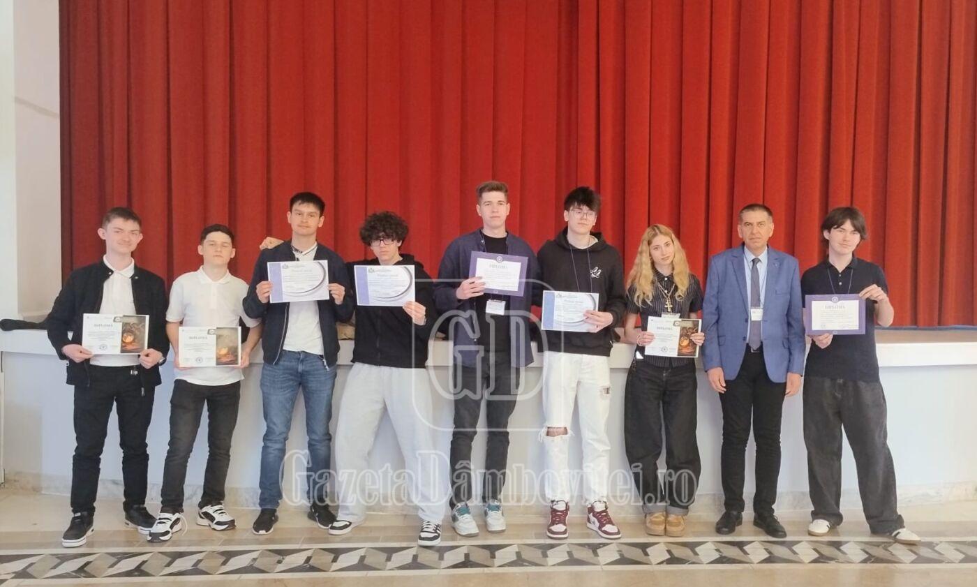 whatsapp image 2026 04 10 at 19.35.43