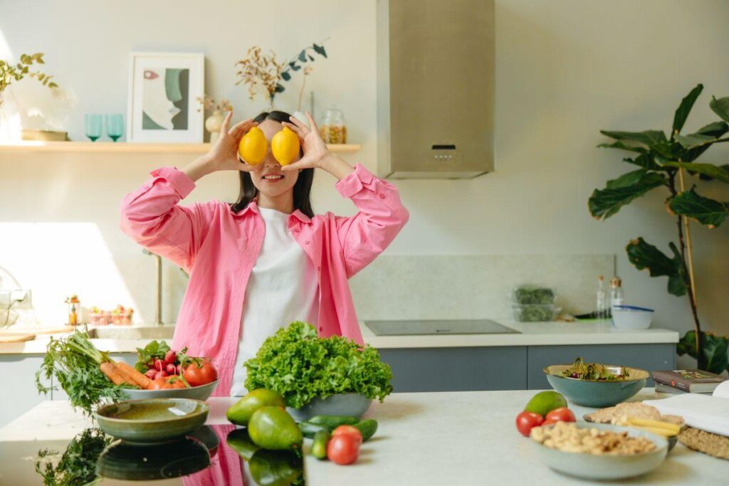 1.cuminfluenteazadietasanatateaparuluisiaunghiiloraflamaimultedespreobiceiurilealimentarecaresevadinog
