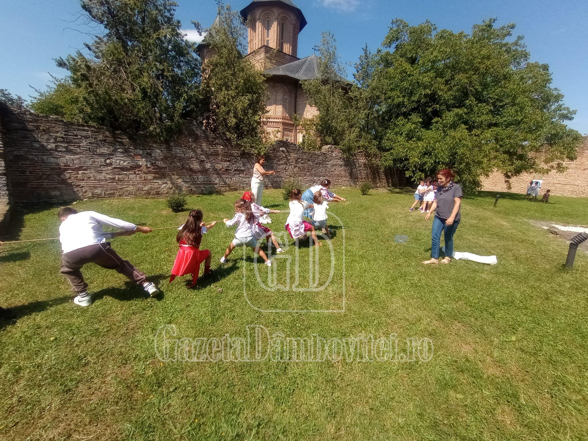 vacanta la muzeu (4)